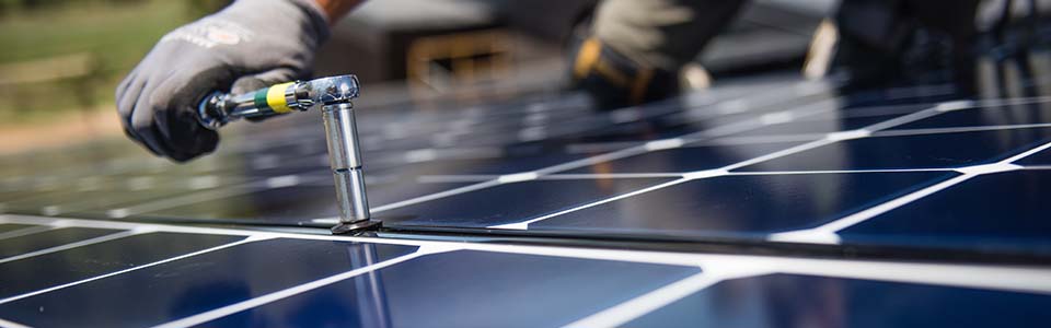 Buying or Selling a Home with Solar Panels: What Do You Need to Know?